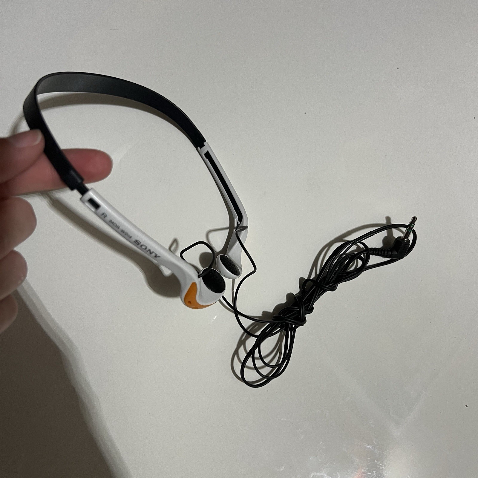 Sony MDR W014 Sports Walkman White Orange In Ear Headphones Tested WORK earbuds