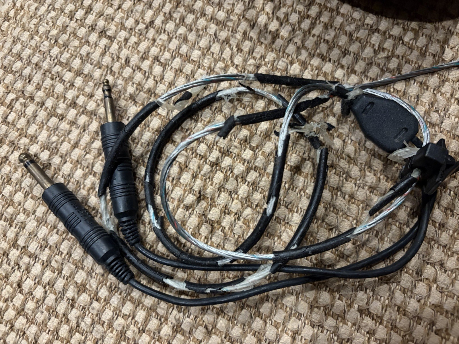 Pilot Headphones Dual Plugs Over Ear *See Description