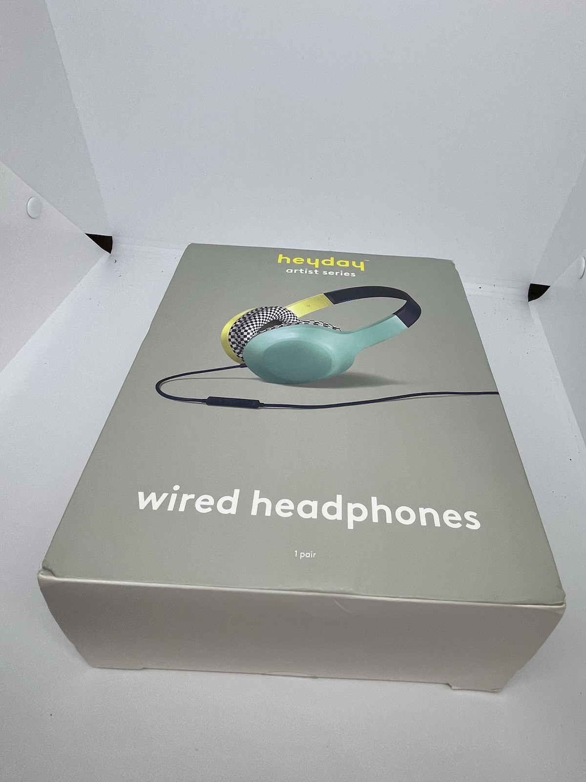 Heyday Wired Headphones Marvin Chang Artist Series Mint Green Checkered 3.5mm