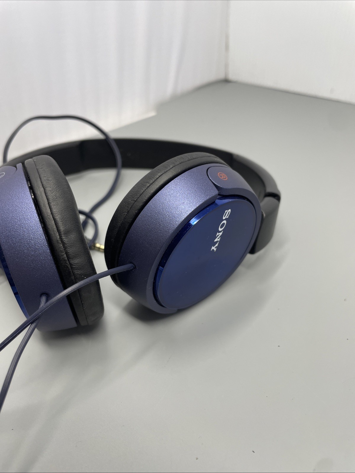 Sony MDR-ZX310AP Wired On-Ear ZX Series Headphones w/Mic for Smartphones Blue