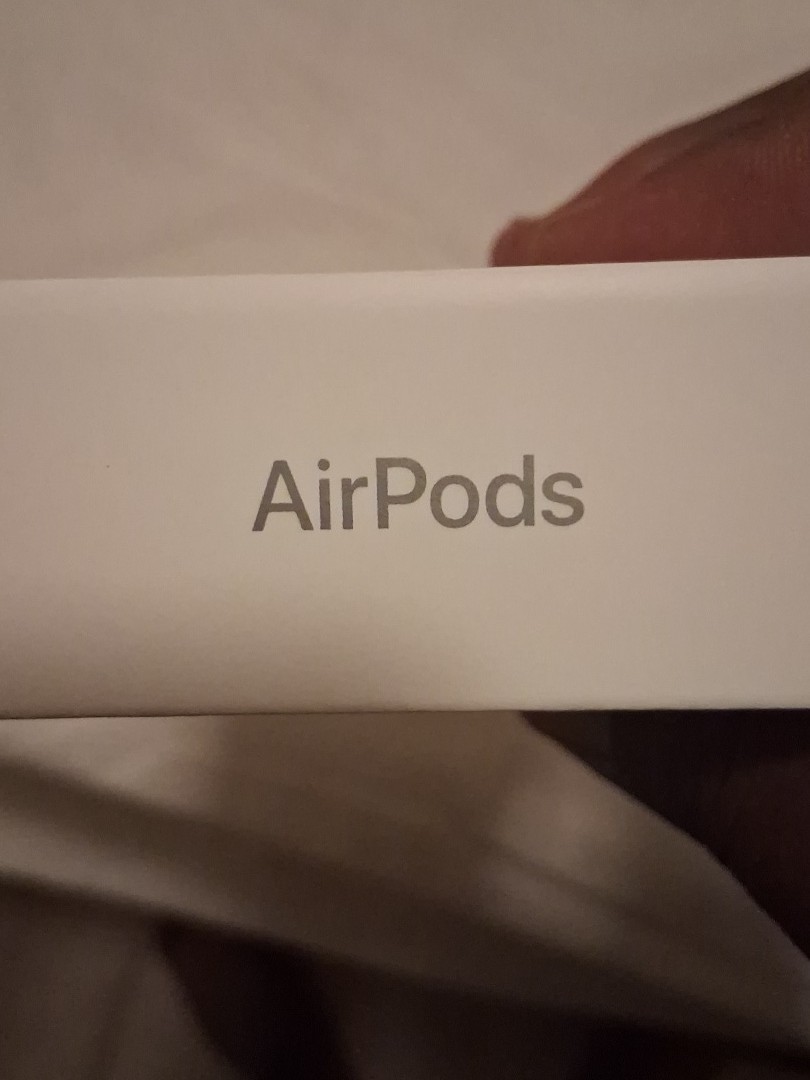 Apple AirPods 4 Wireless Bluetooth In-Ear Earbuds White MXP63LL/A