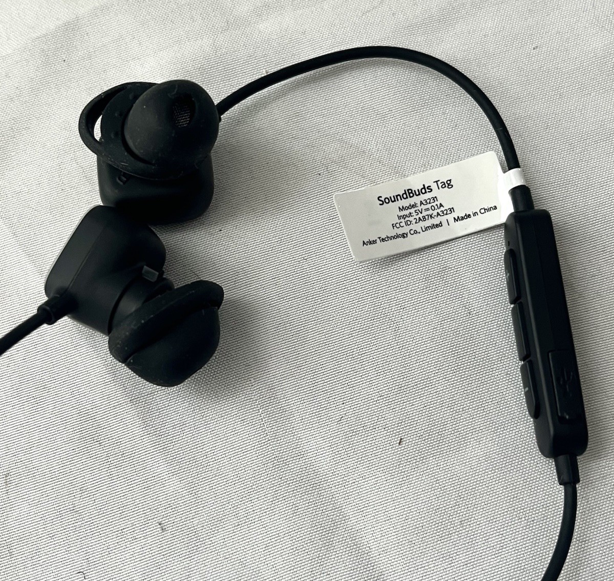 NOB Anker SoundBuds Tag Bluetooth In-Ear Headphones Black, Water-Resistant.