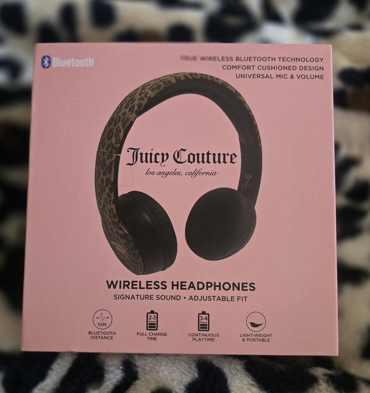 Juicy Couture Wireless Bluetooth Over Ear Headphones Leopard Print Lightweight