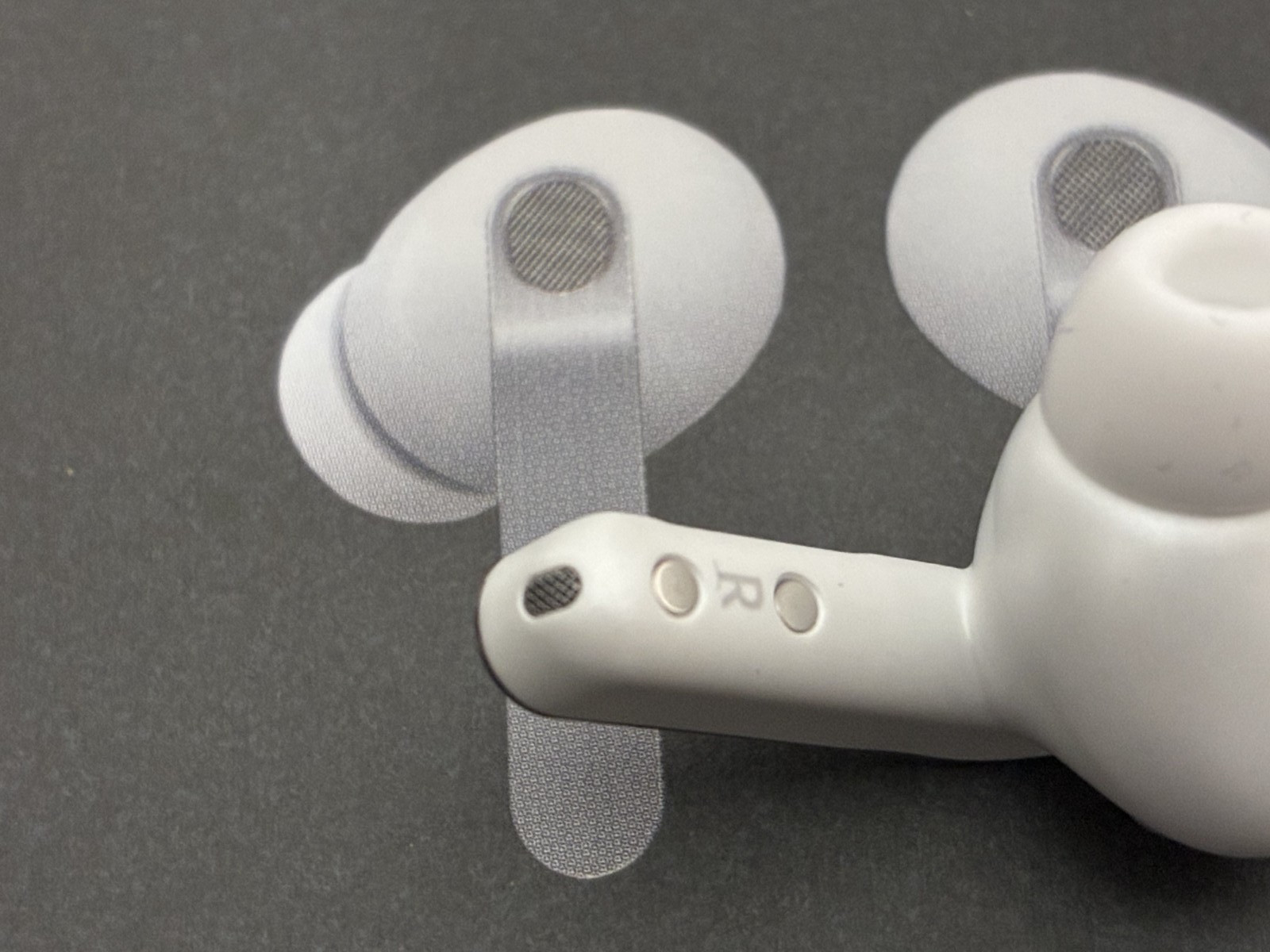 Original Samsung Galaxy Buds4 Pro SM-R640N Earbuds – White – Right Side (R)