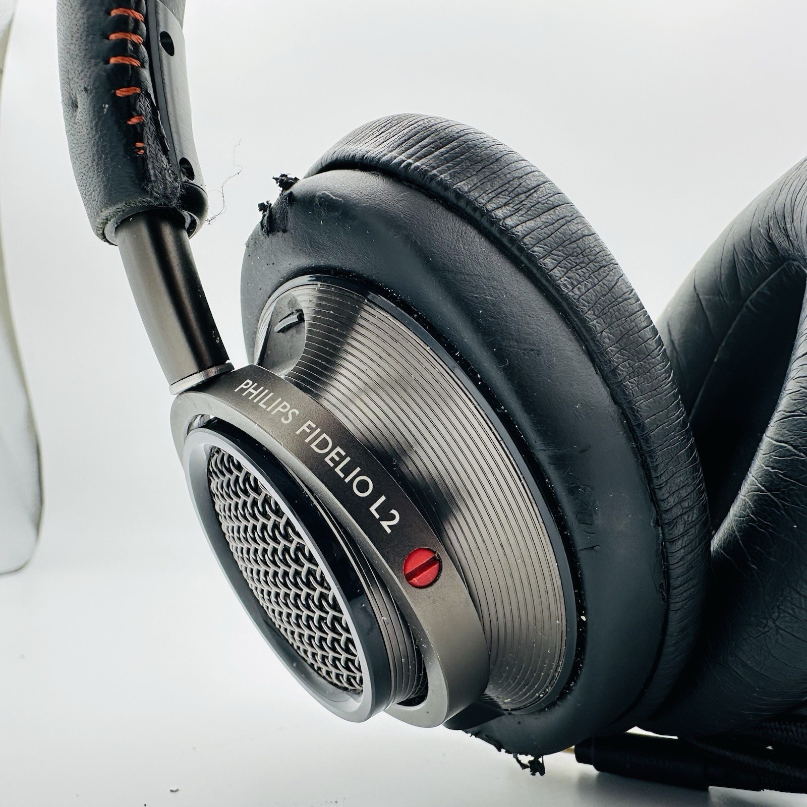 Philips Fidelio L2 Over-Ear Headphones Headset *Read*