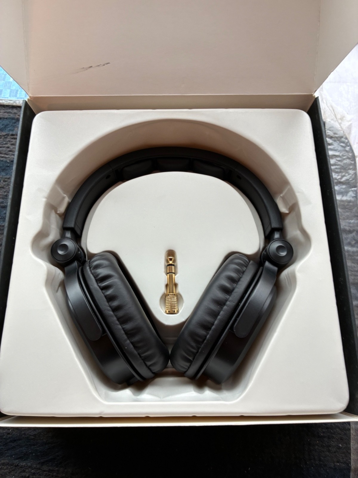 MONOPRICE: MHP-839 Hi-Fi DJ Style Over-the-Ear Pro Headphones