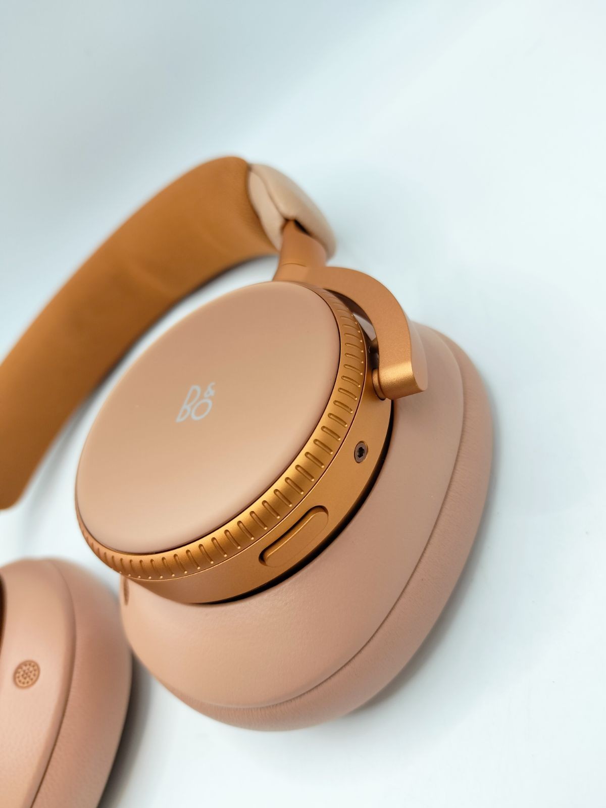 Bang & Olufsen Beoplay H100 Sunset Apricot ANC Bluetooth Headphones W/ Box