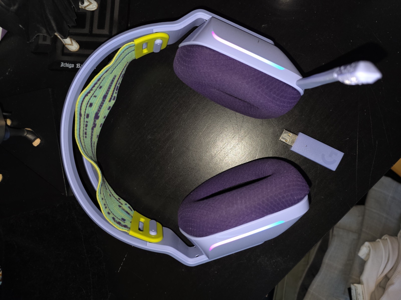 Logitech G733 Lightspeed 2.4GHz Wireless RGB Gaming Headset