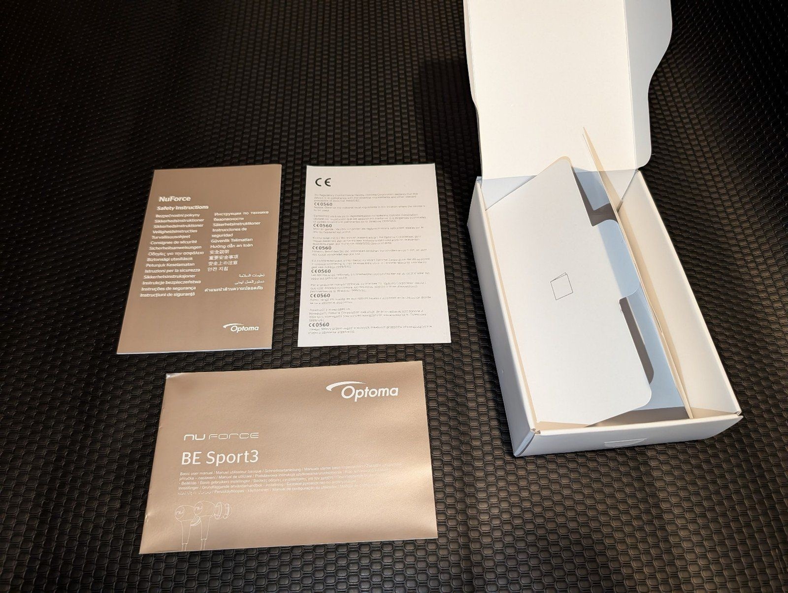 NuForce Optoma BE Sport3 BESPORT3-GUNMETAL Wireless Bluetooth in-Ear Headphones