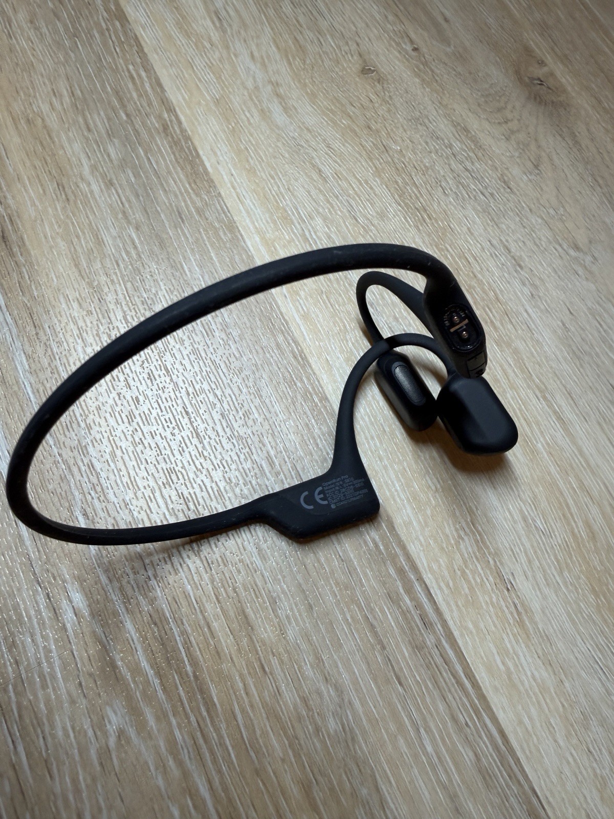 Shokz OpenRun Pro Open Ear Bluetooth Headphones -Black s810