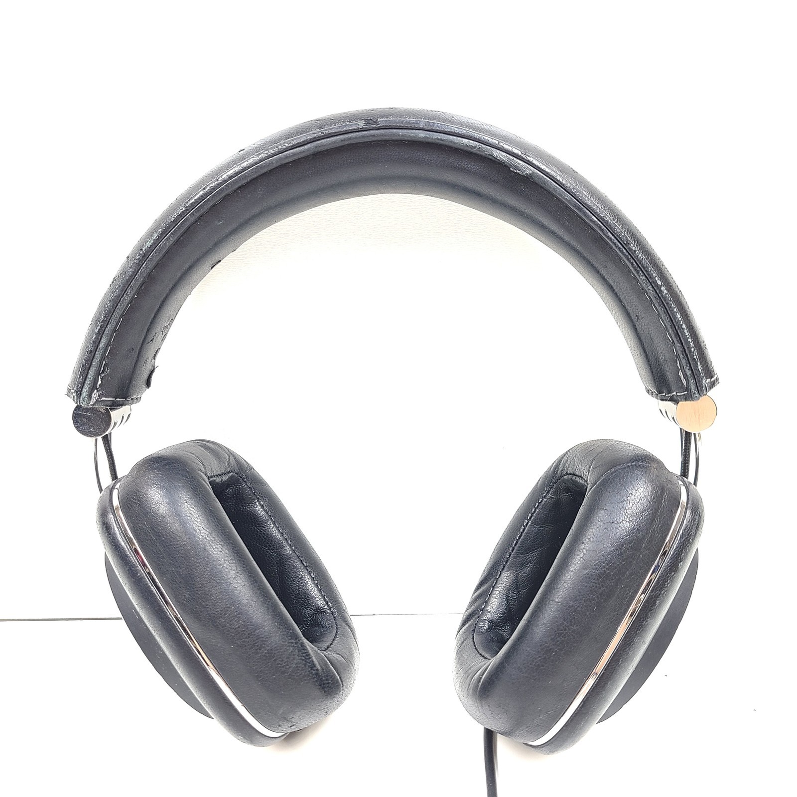 Bowers & Wilkins P7 Over Ear Wired Headphones Black Grade B
