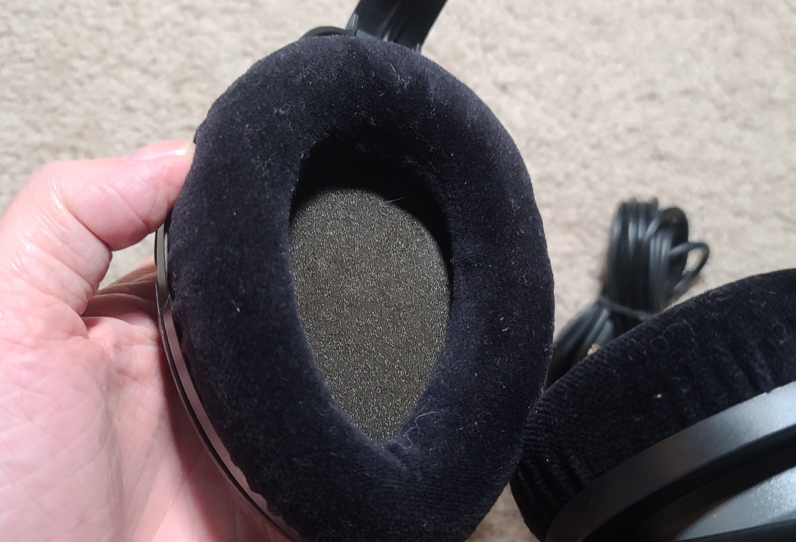 SENNHEISER HD 500A OVER-EAR WIRED HEADPHONES | BLACK