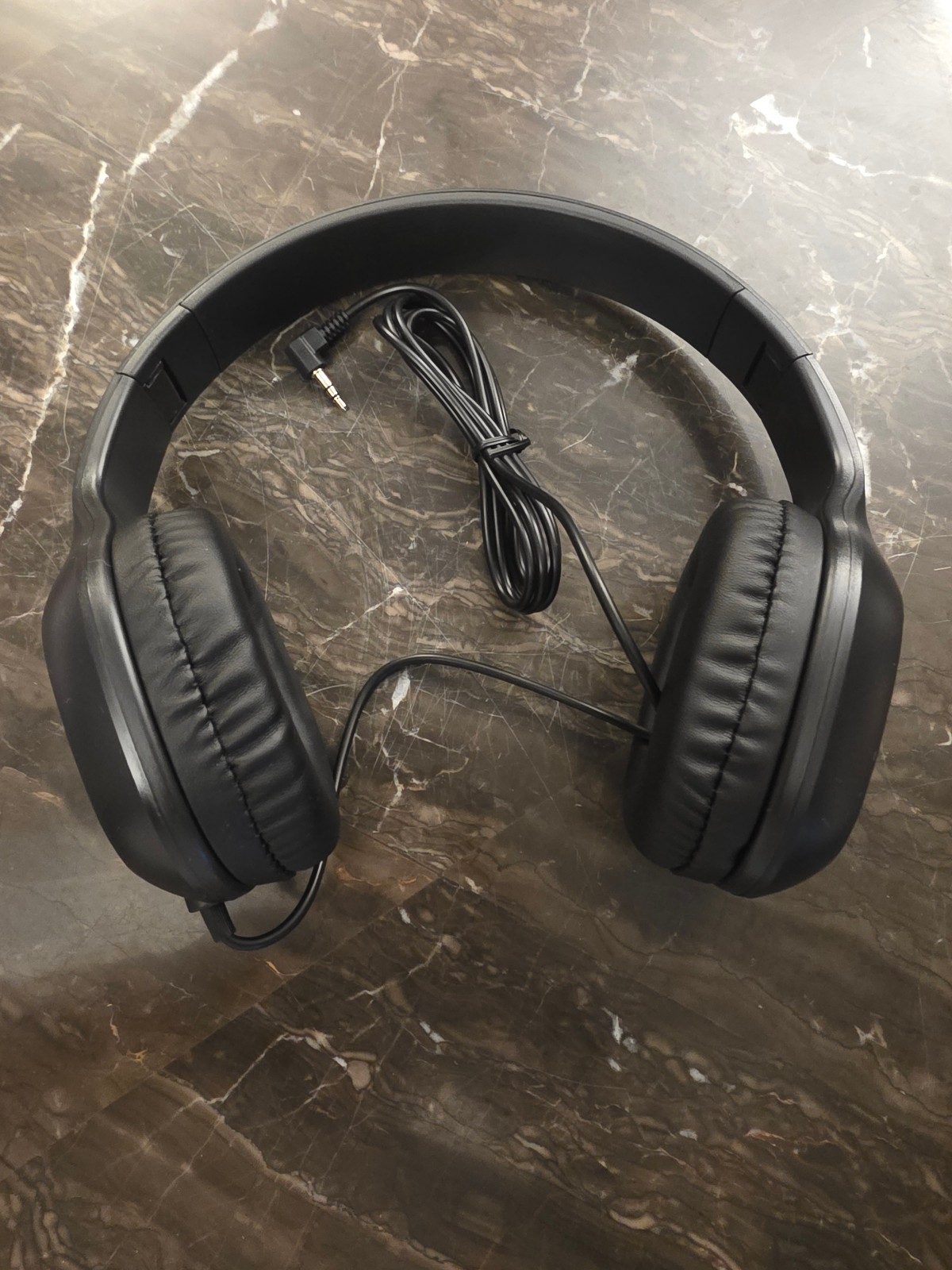Sonitum brand headphones durable wired headset – New in bag – Never used