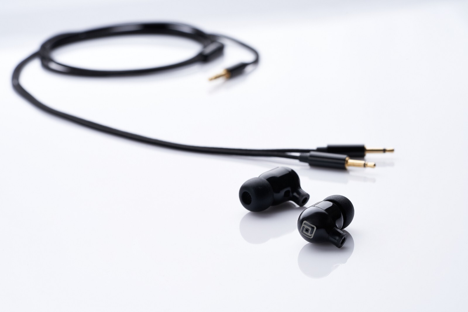 Periodic Audio Titanium In Ear Wired Award Winning Ti Foil Detachable Cable