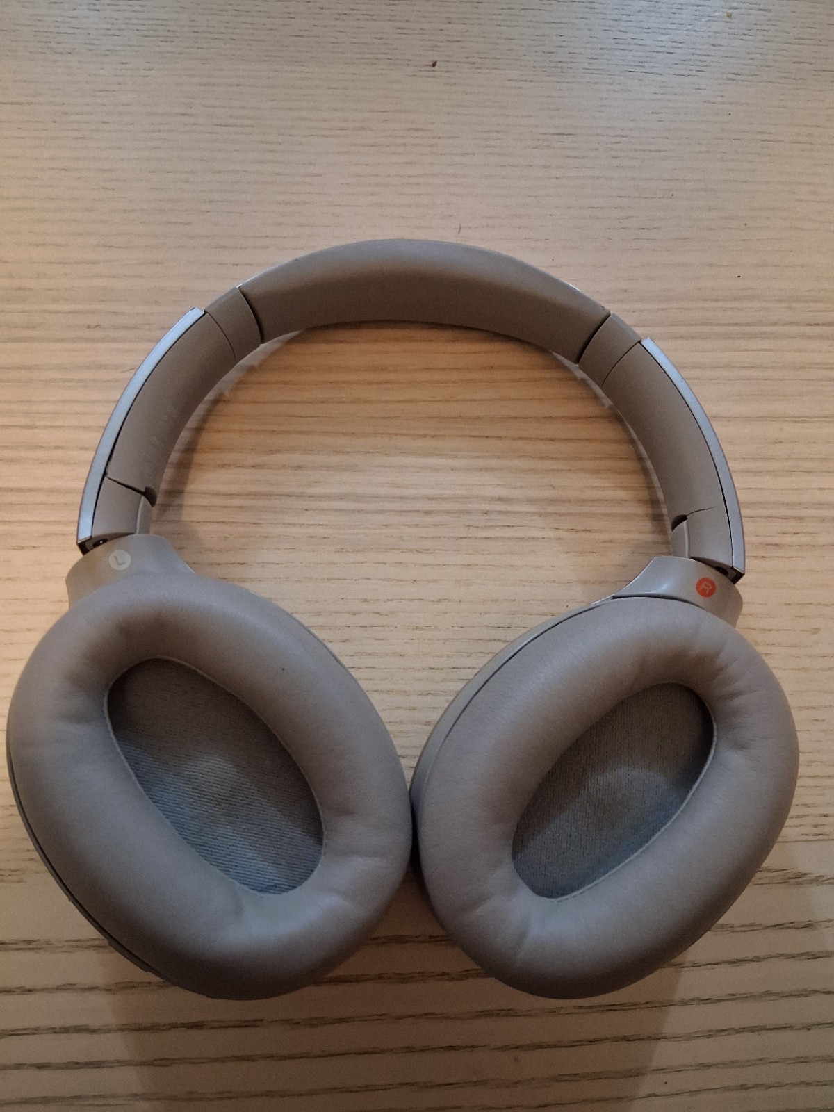 Sony WH-1000XM2 Wireless Noise Cancelling Over-Ear Bluetooth Headphones – Beige