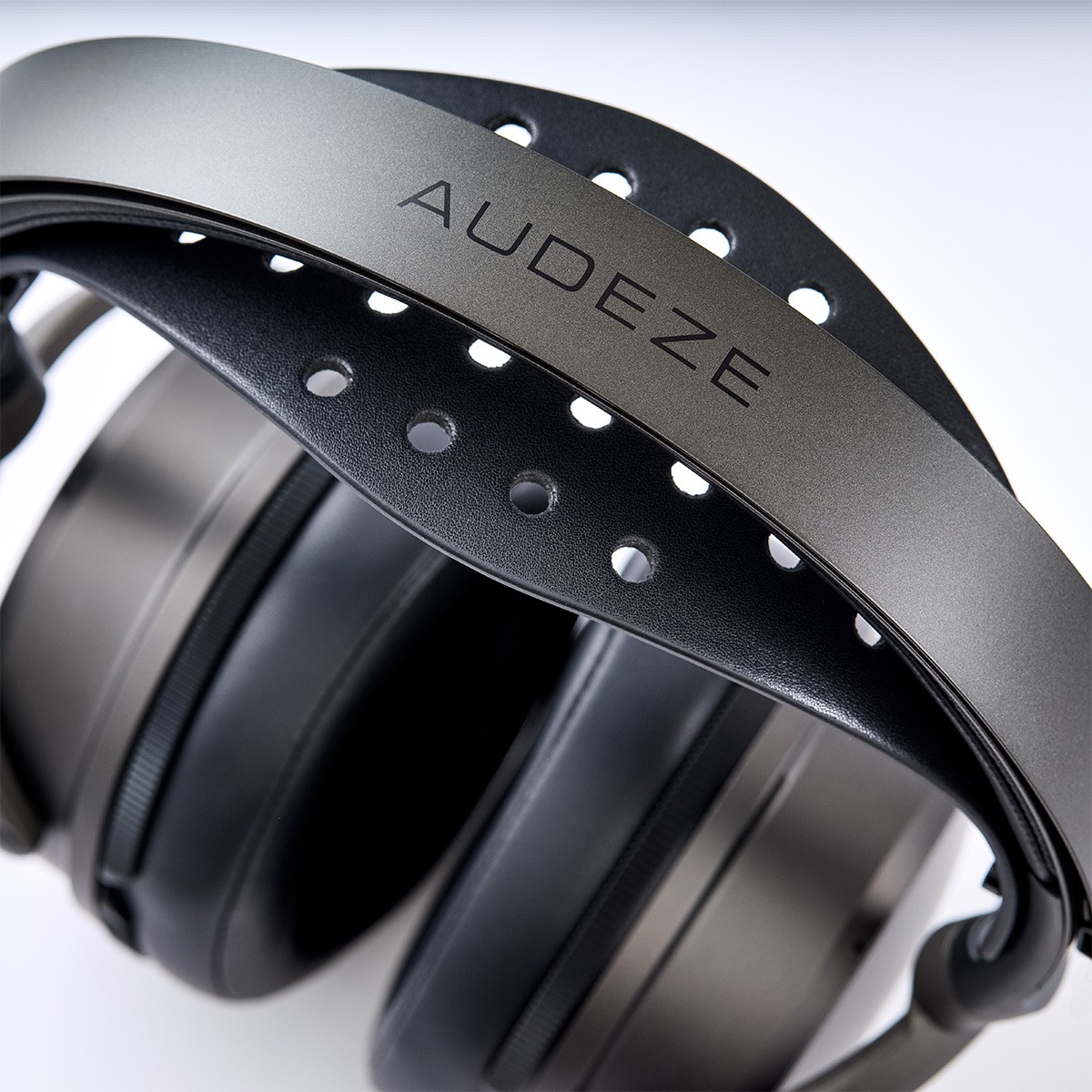 Audeze Maxwell 2 Wireless Gaming Headset for Xbox, PC, Mac, Switch, & Mobile