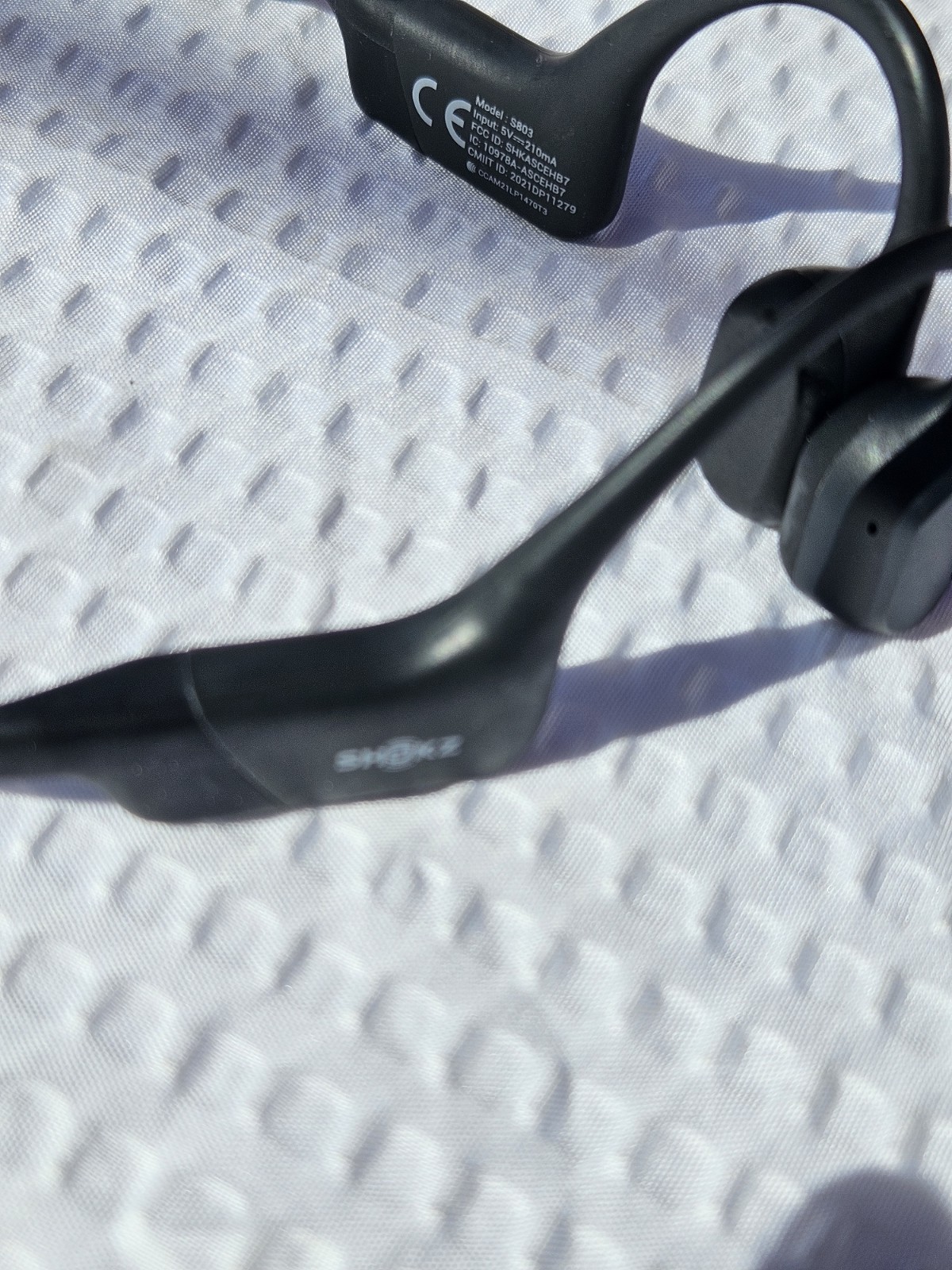 Shokz – OpenRun S803 Bone Conduction Open-Ear – Endurance Headphones ~ Black