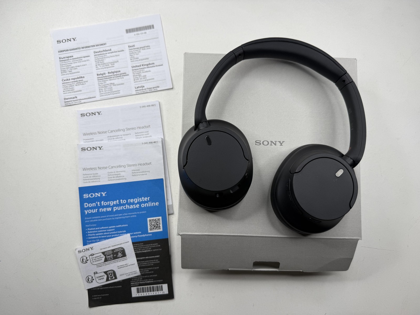 Sony WH-CH720N Wireless Noise Cancelling Headphones Black Bluetooth Over-Ear ANC