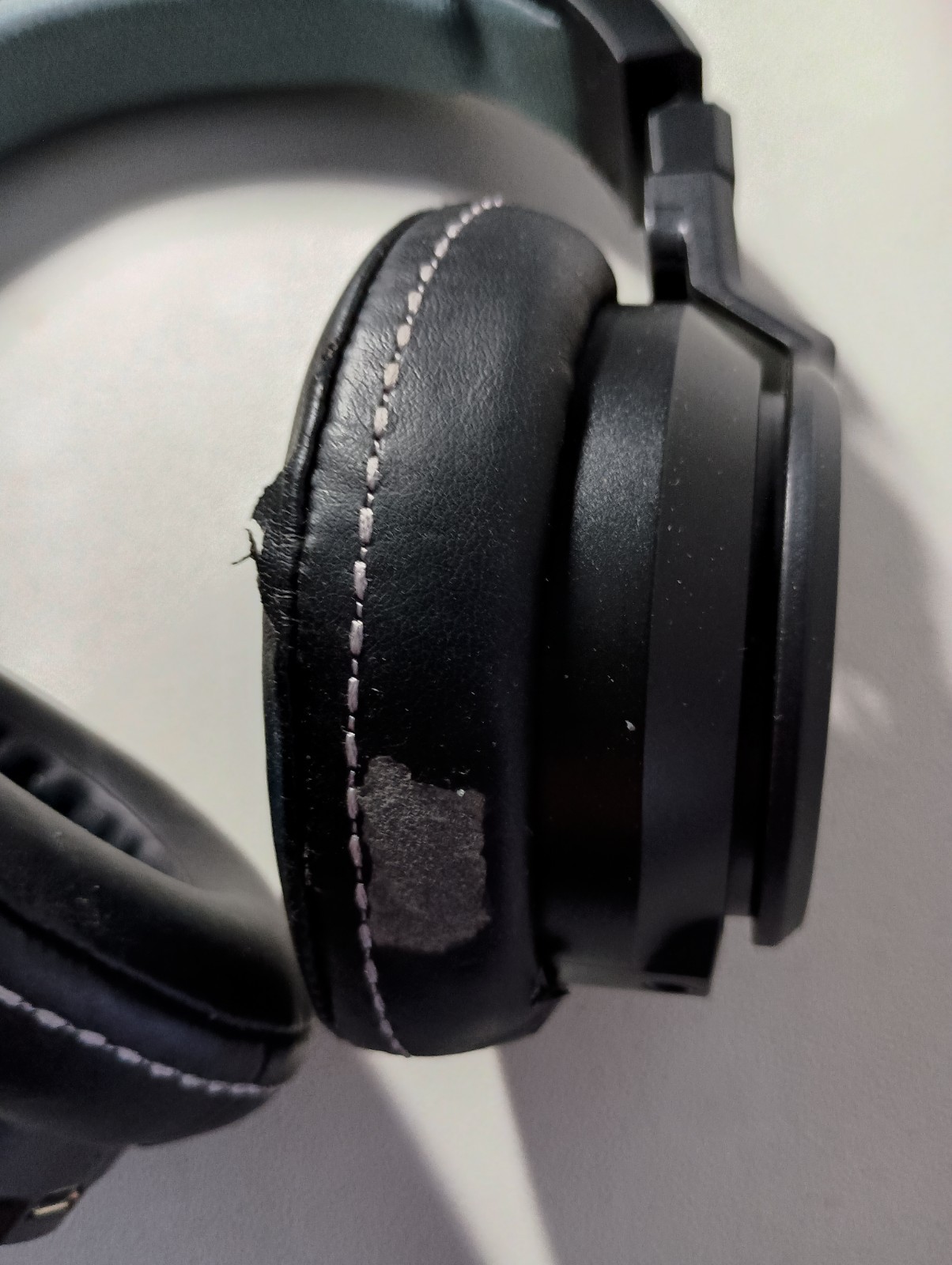Old School Braun Over The Ear Headphones, Case and 2 Connectors