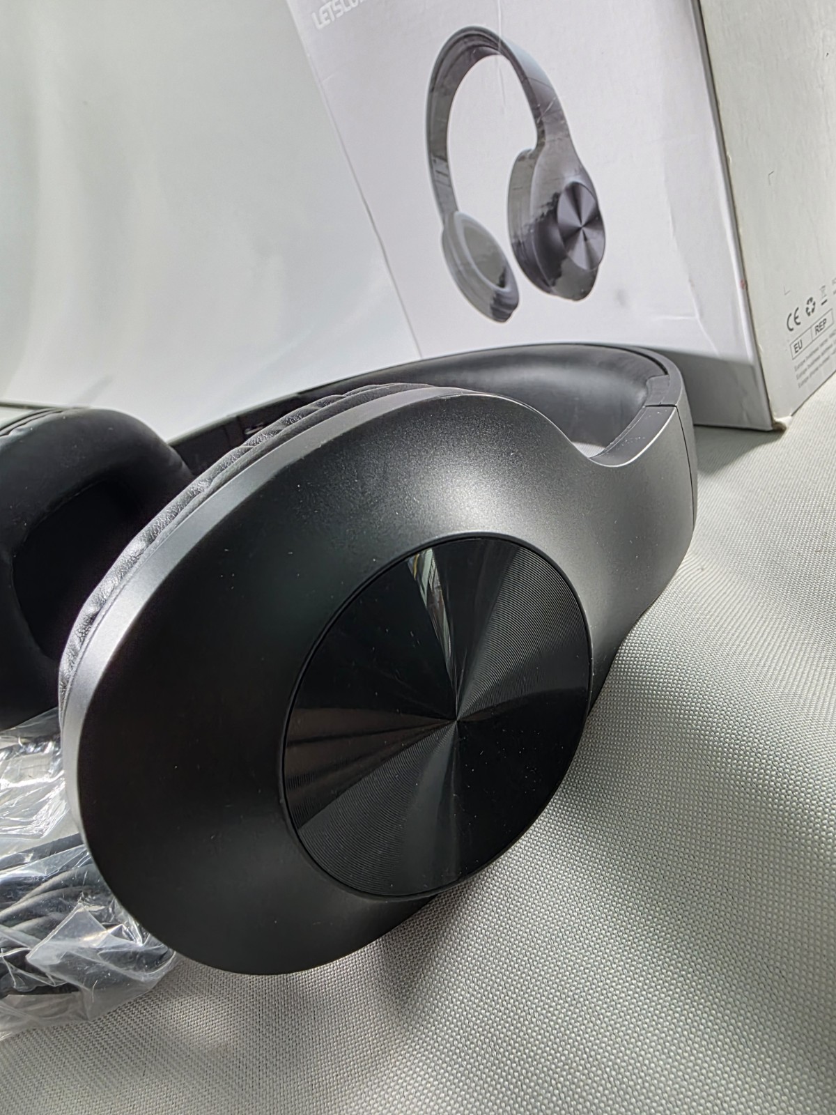 Letscom H10 Wireless Headphones, HiFi Audio, Powerful Bass, Built-in Mic, Black