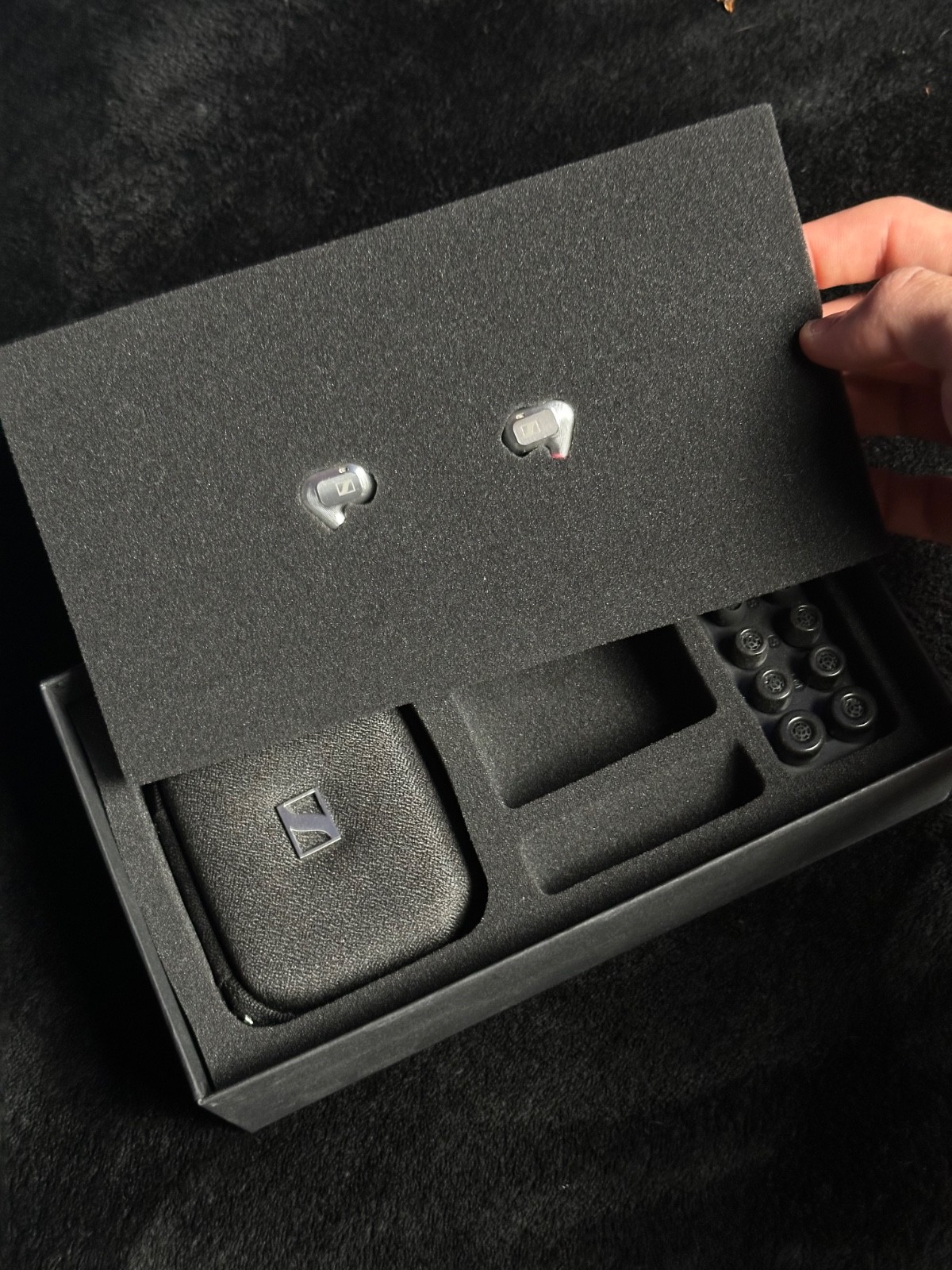 Sennheiser IE 900 Audiophile in-Ear Monitors – TrueResponse Transducers with X3R