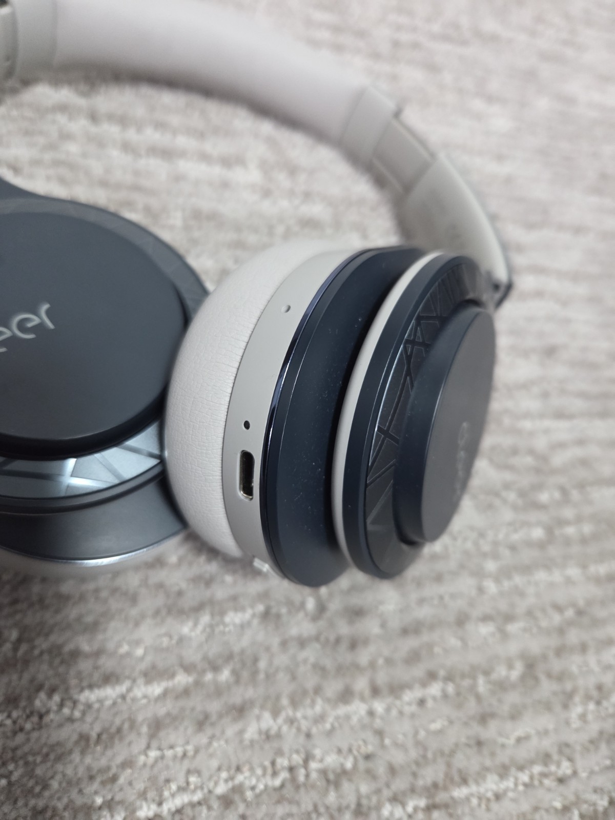Cleer Audio Enduro 100 Bluetooth Wireless Headphones