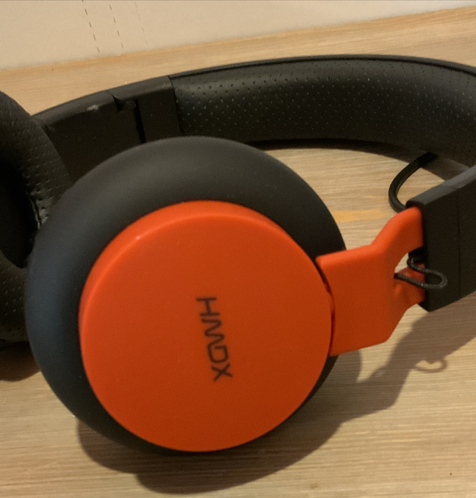 🌍 Hmdx Red Primo Bluetooth,Wireless Headphones,No Jack,No Box ‼️