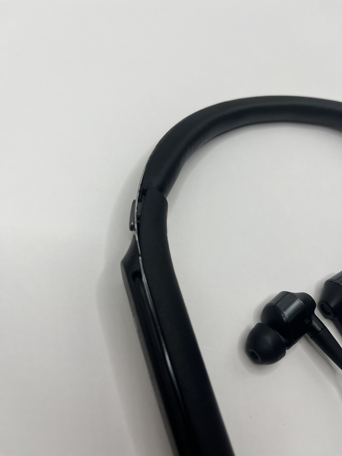 Sony WI-1000X Premium Neckband Noise Cancelling Bluetooth Headphones Black