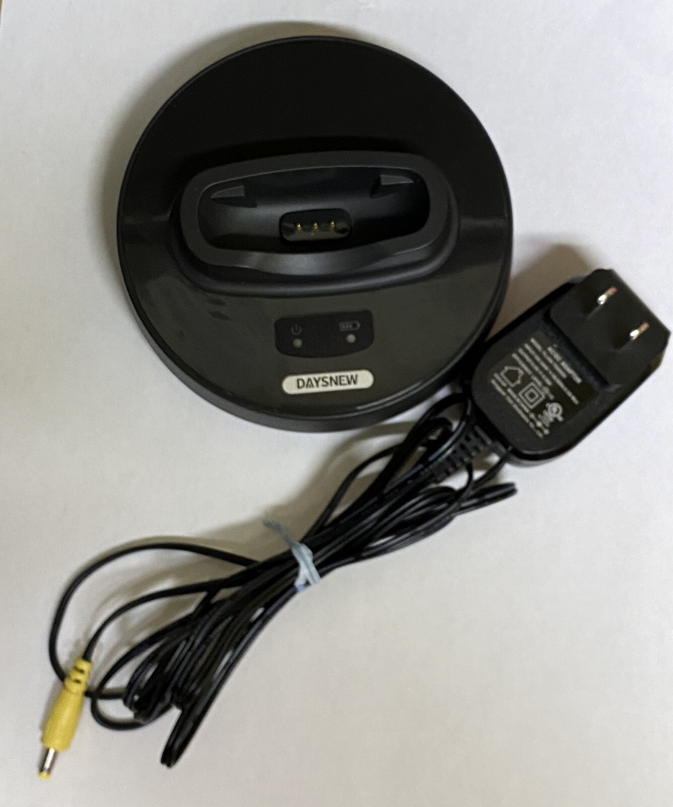 Daysnew E2 Digital Wireless Headphone System Seniors TV Listening Music