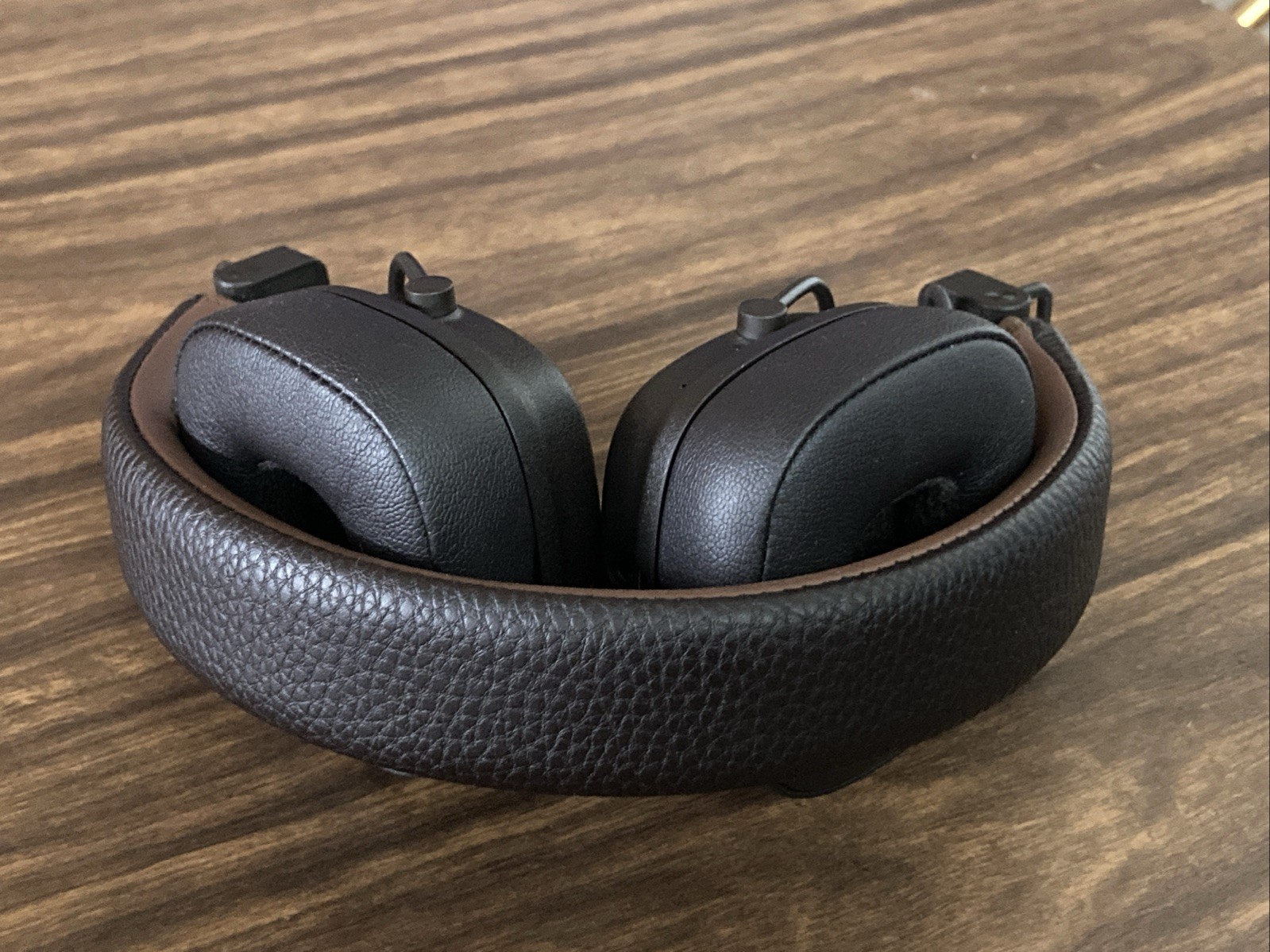 Marshall Major IV Wireless Bluetooth On-Ear Headphones – Brown