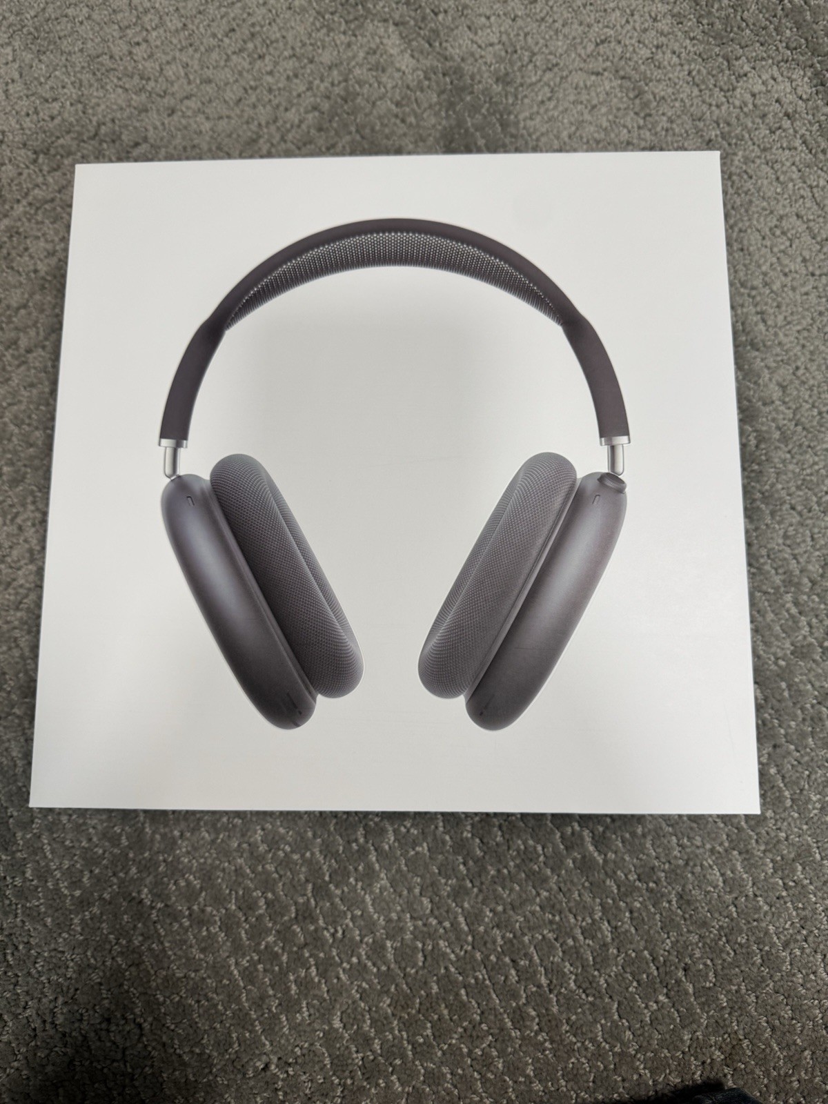 Apple AirPods Max Bluetooth Noise Canceling Over-ear Midnight color