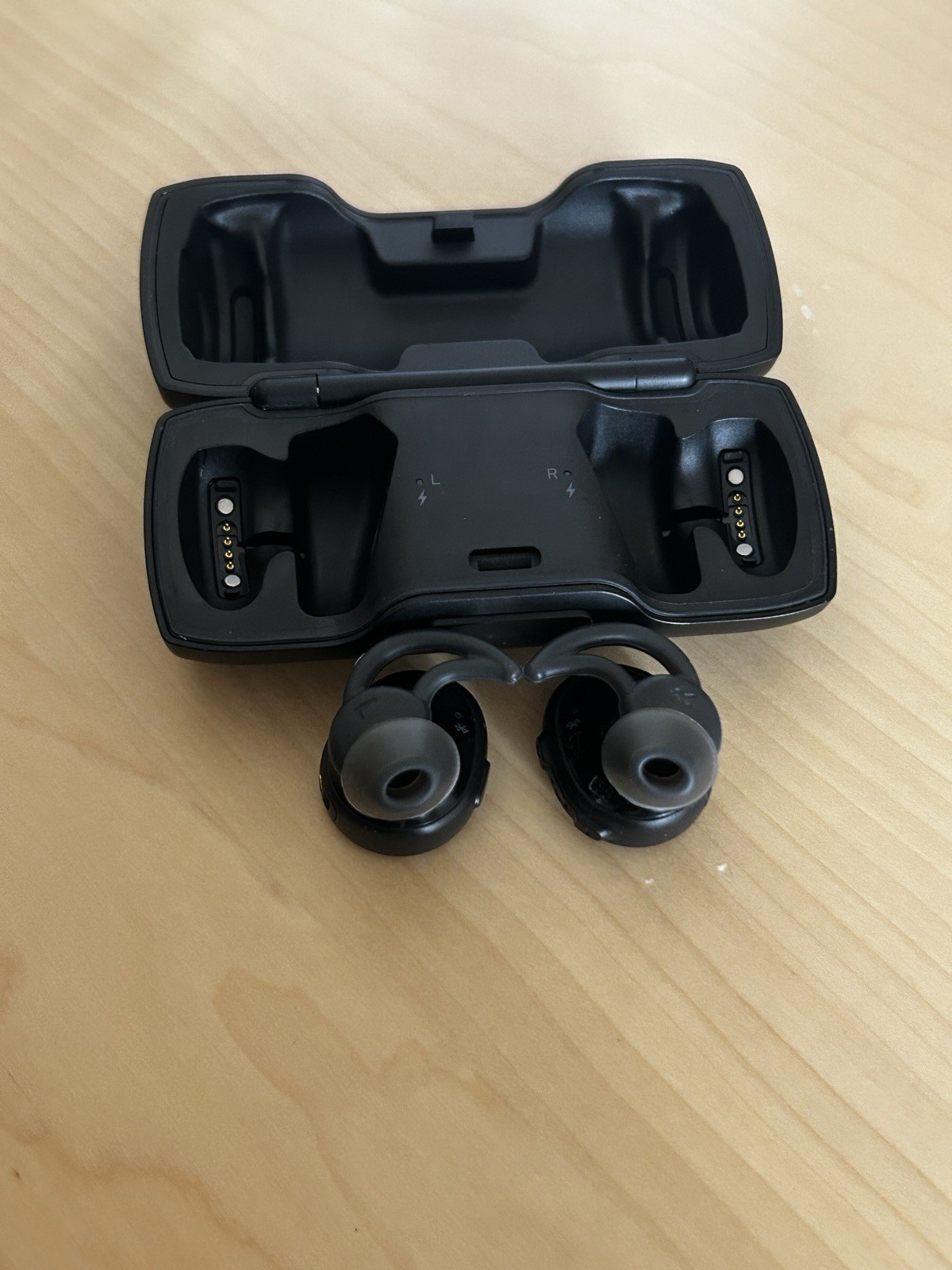 *FOR LEFT BUD/PARTS* Bose SoundSport Free Wireless Earbuds Headphones Earbuds