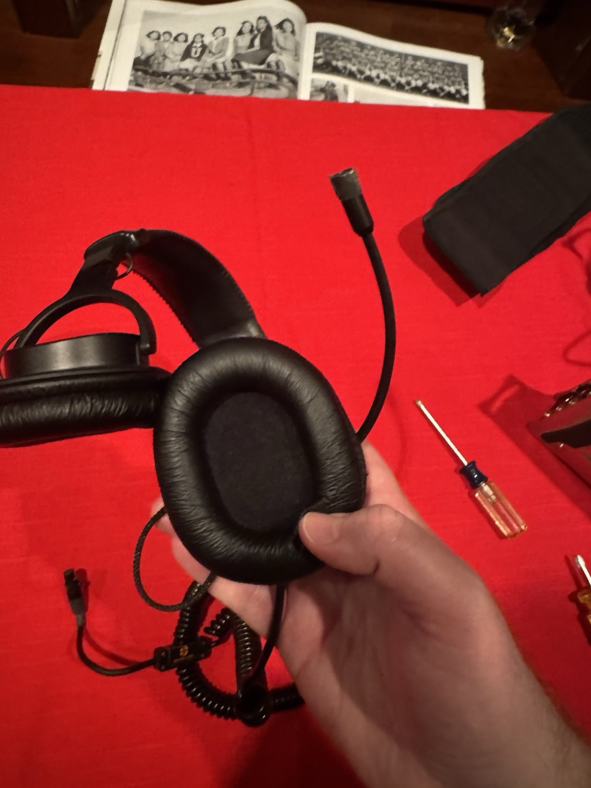 Sony Professional Mdr7506 Sound Monitor Headphones W/ Talkback Mic