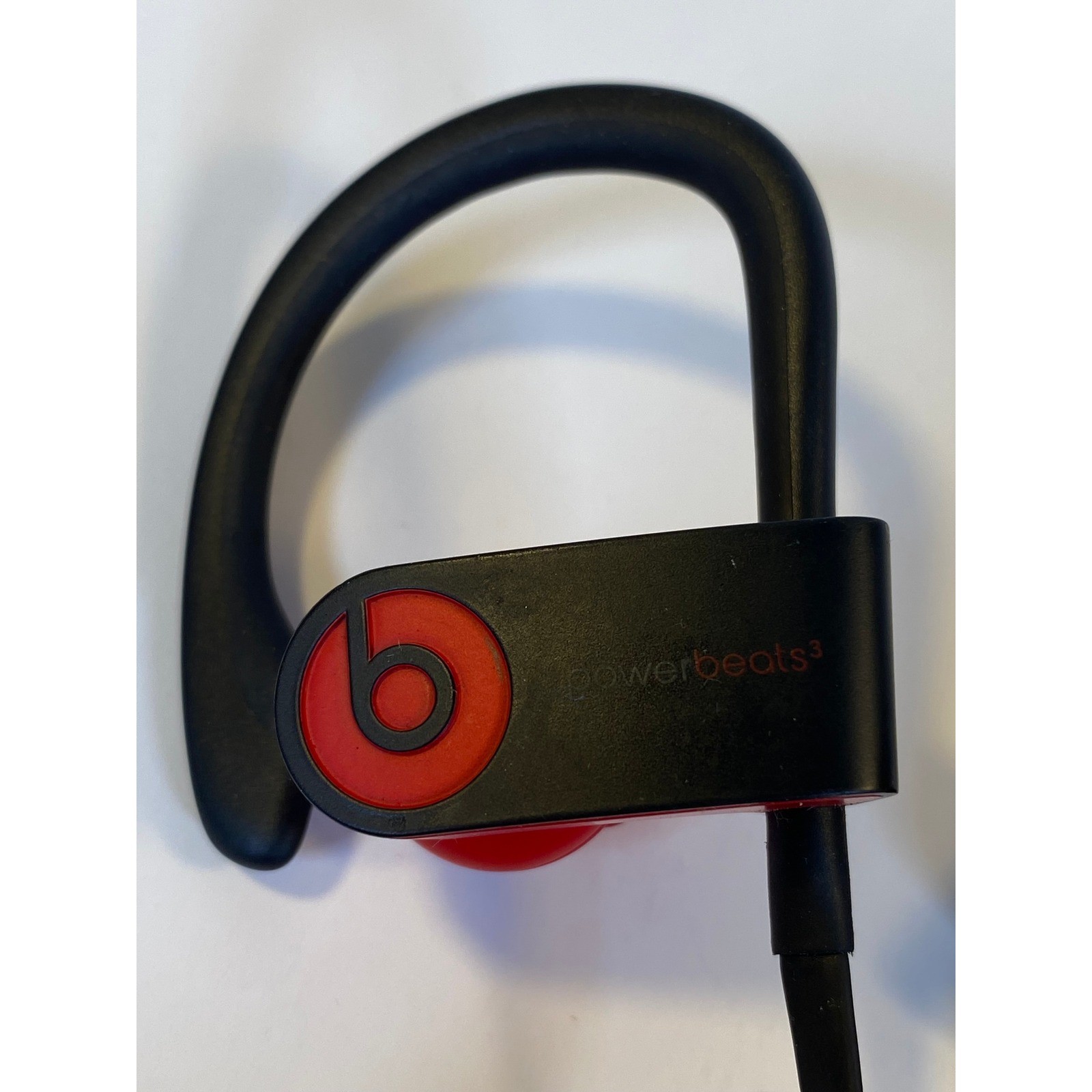 Beats by Dre Powerbeats3 Wireless Earphones Black Red In-Ear Sport Headphones