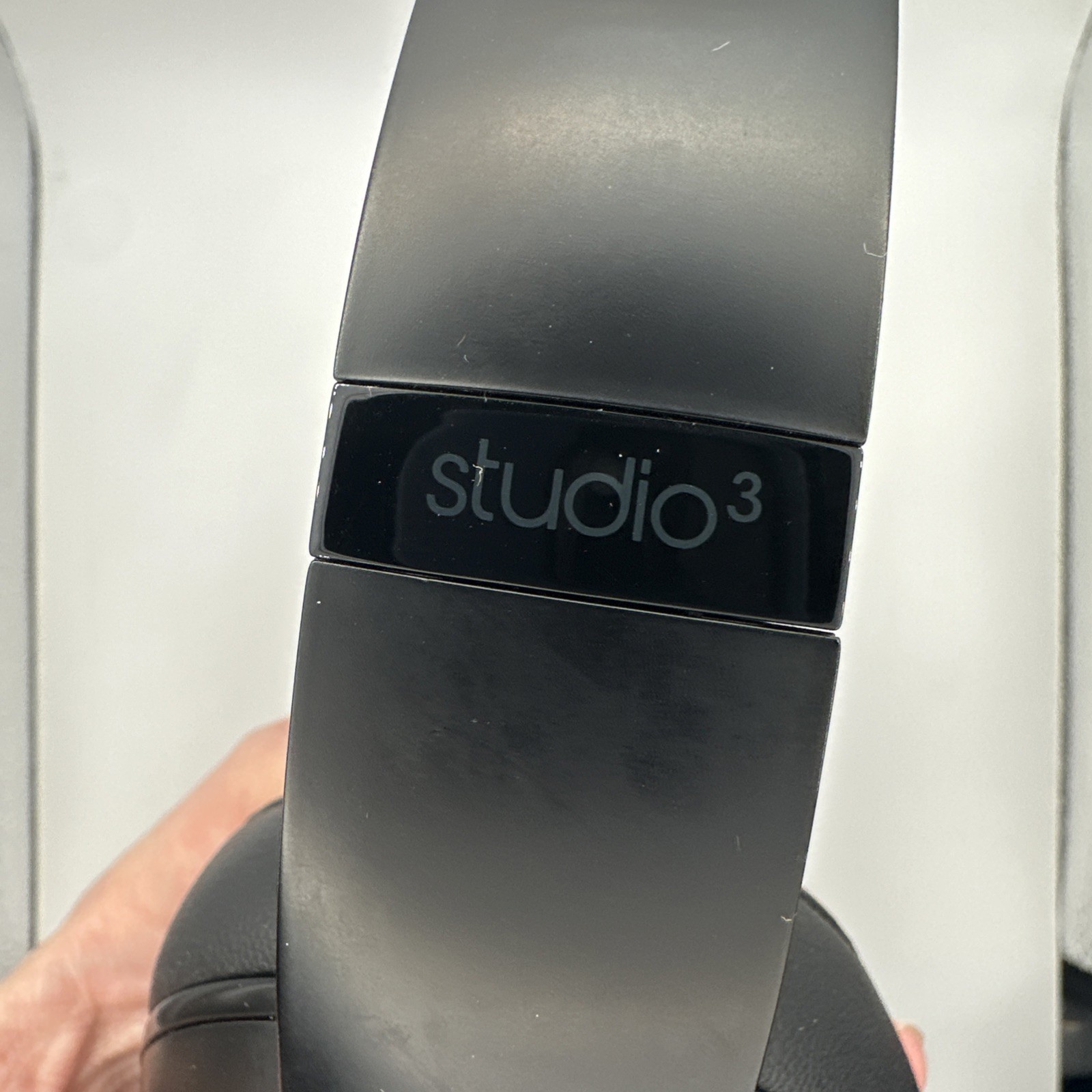 Beats by Dr. Dre Studio3 Bluetooth On Ear Wireless Headphones – Black
