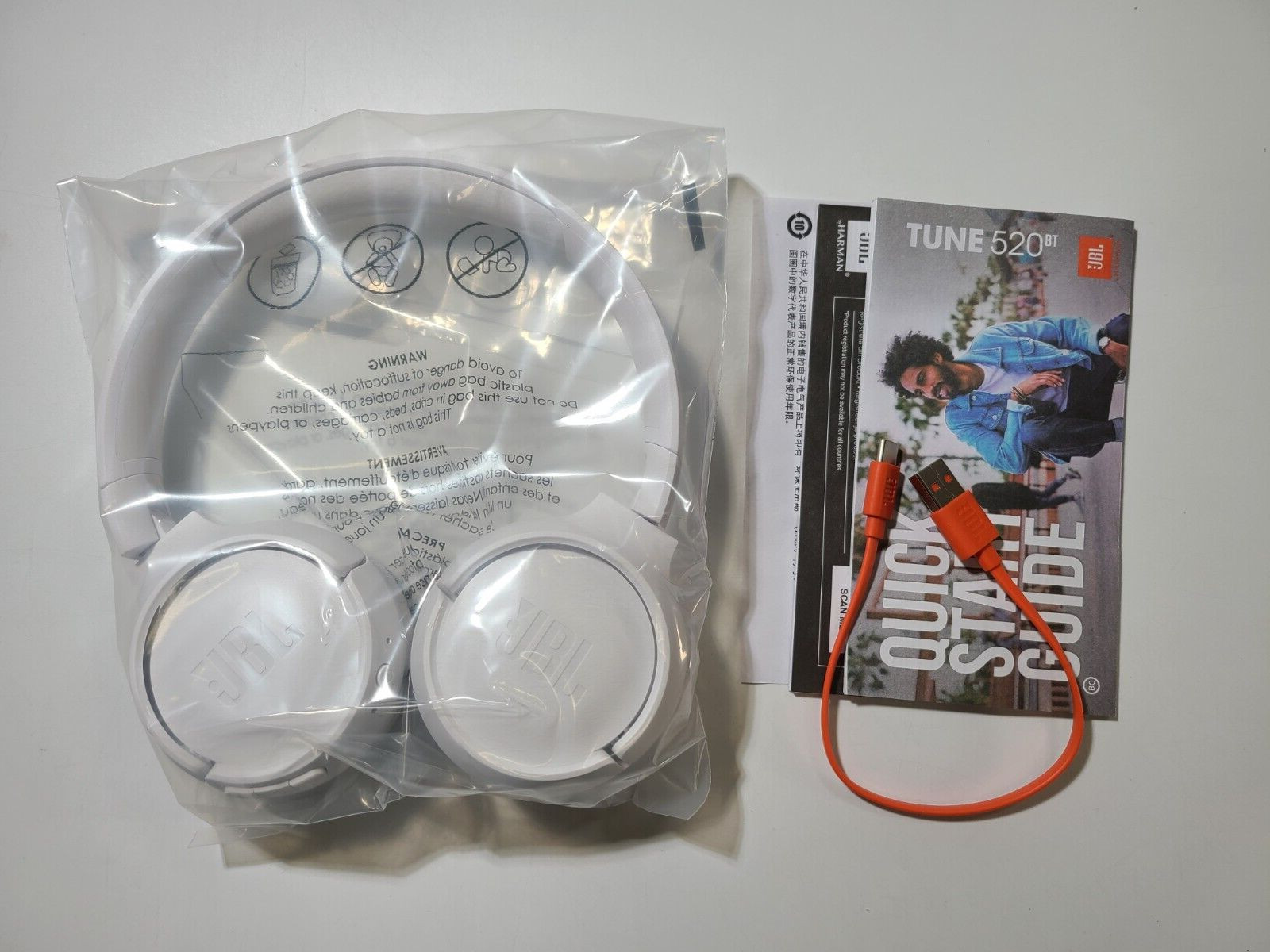 JBL (JBLT520BTWHTAM) Tune 520BT Wireless On-ear Headphones, White