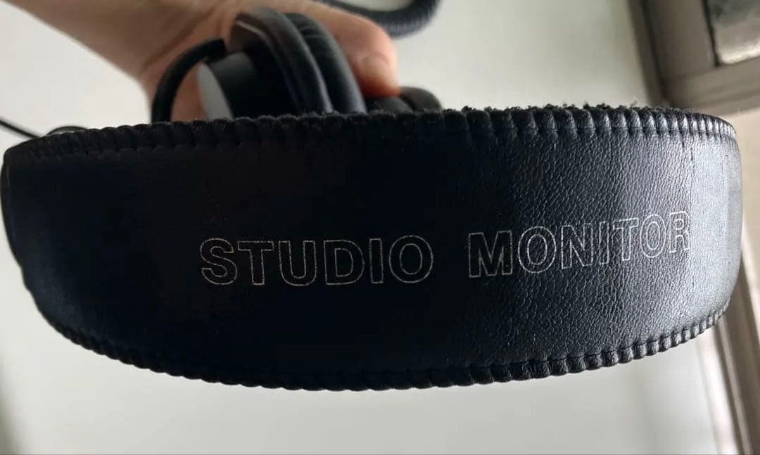 Sony MDR-7506 Professional Dynamic Studio Headphones For Parts Japan
