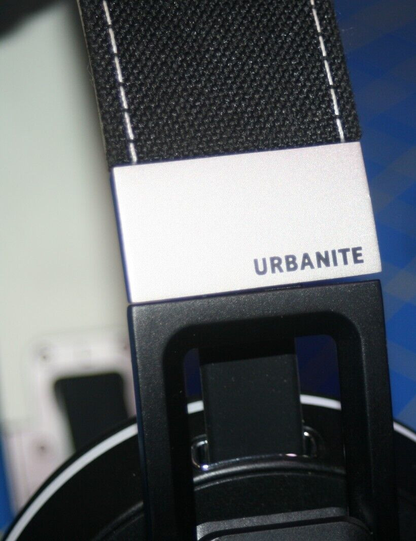 Sennheiser Urbanite Over Ear Headphones Black White Listening Music NO EARPADS