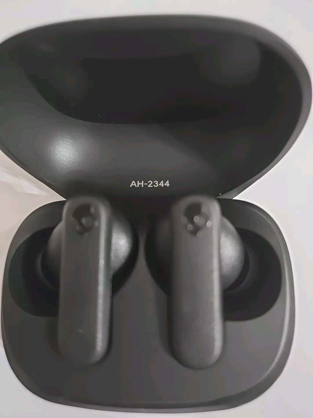 skullcandy smokin’ buds xt bluetooth earbuds