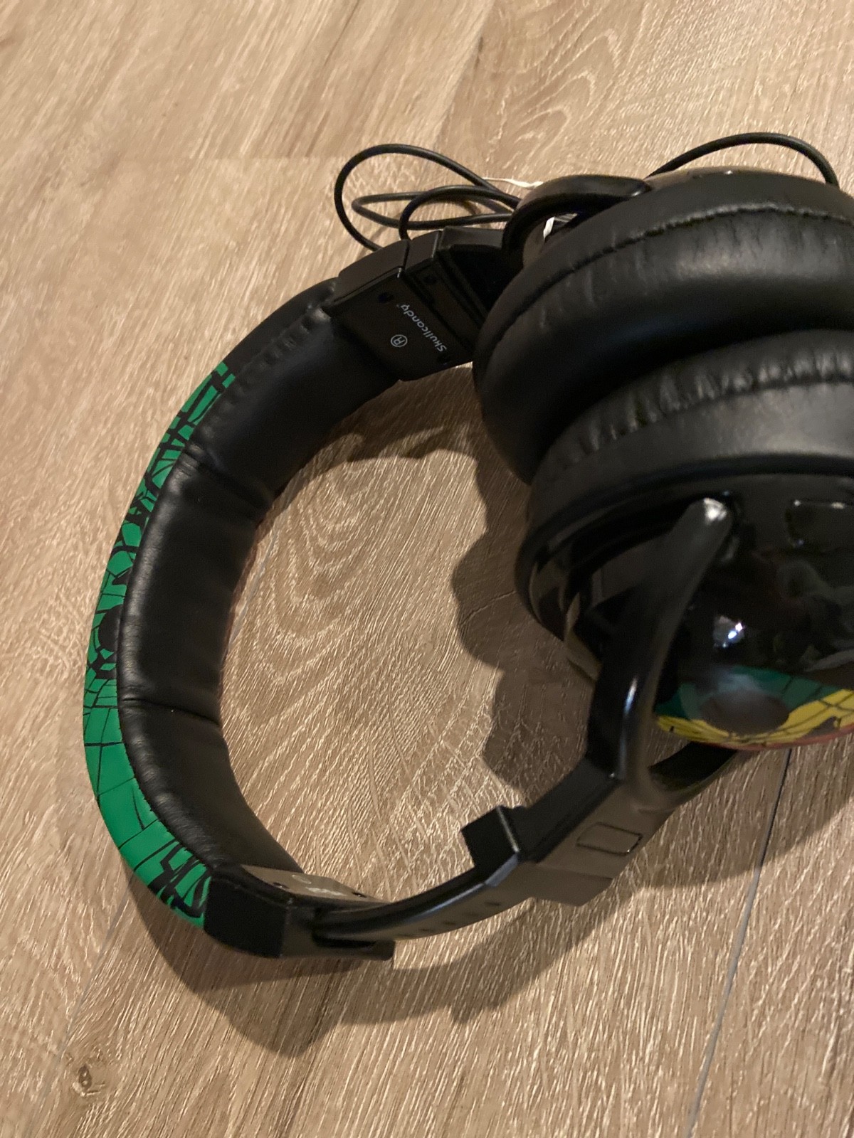 Skullcandy Hesh Headphones Shattered Rasta Wired Over Ear Headphones