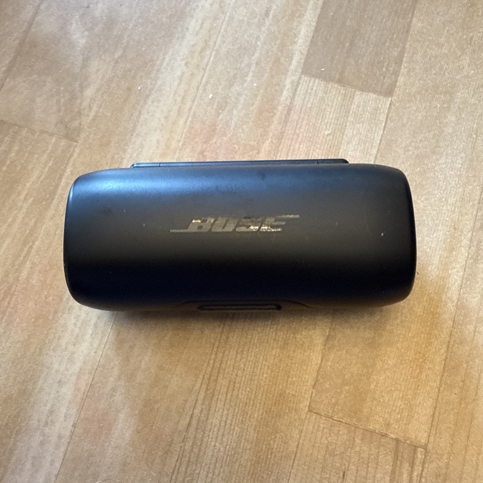 Bose Sound Sport Ear Buds Complete In Case No Charger.