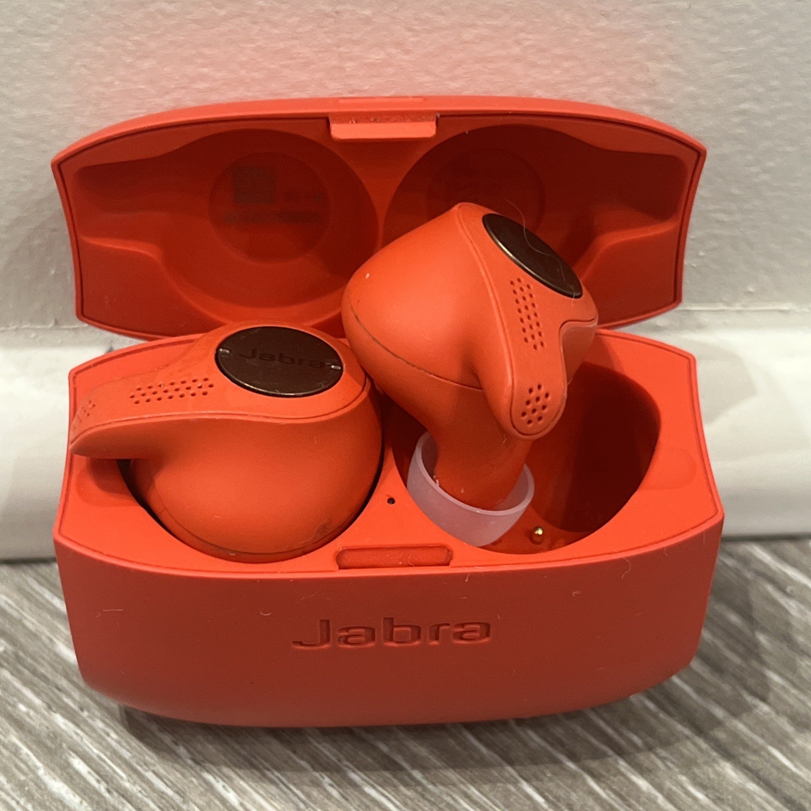 Jabra Elite Active 65t Wireless Bluetooth Earbuds – Red Copper