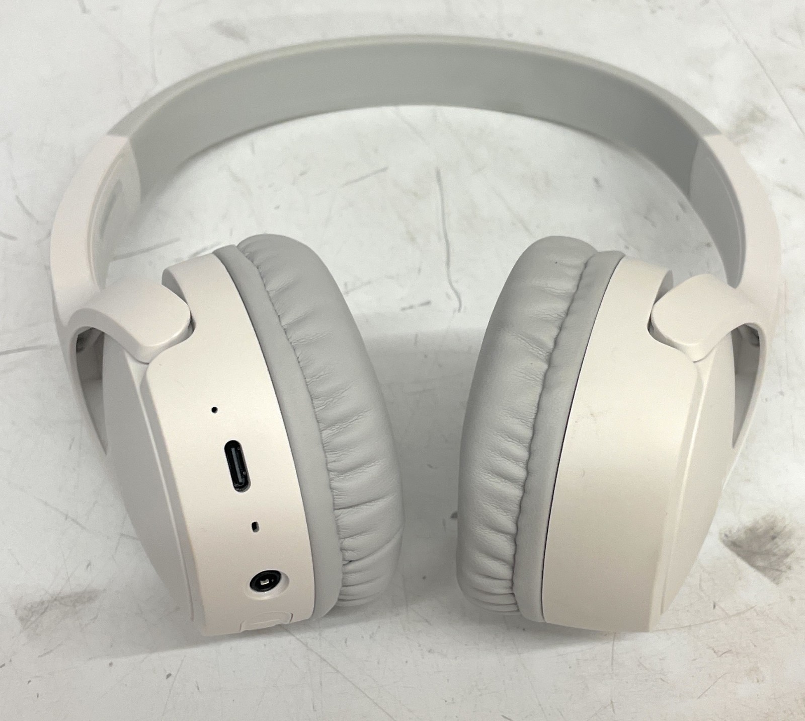 Belkin SoundForm Mini Kids Wireless Headphones with Built In Microphone, White