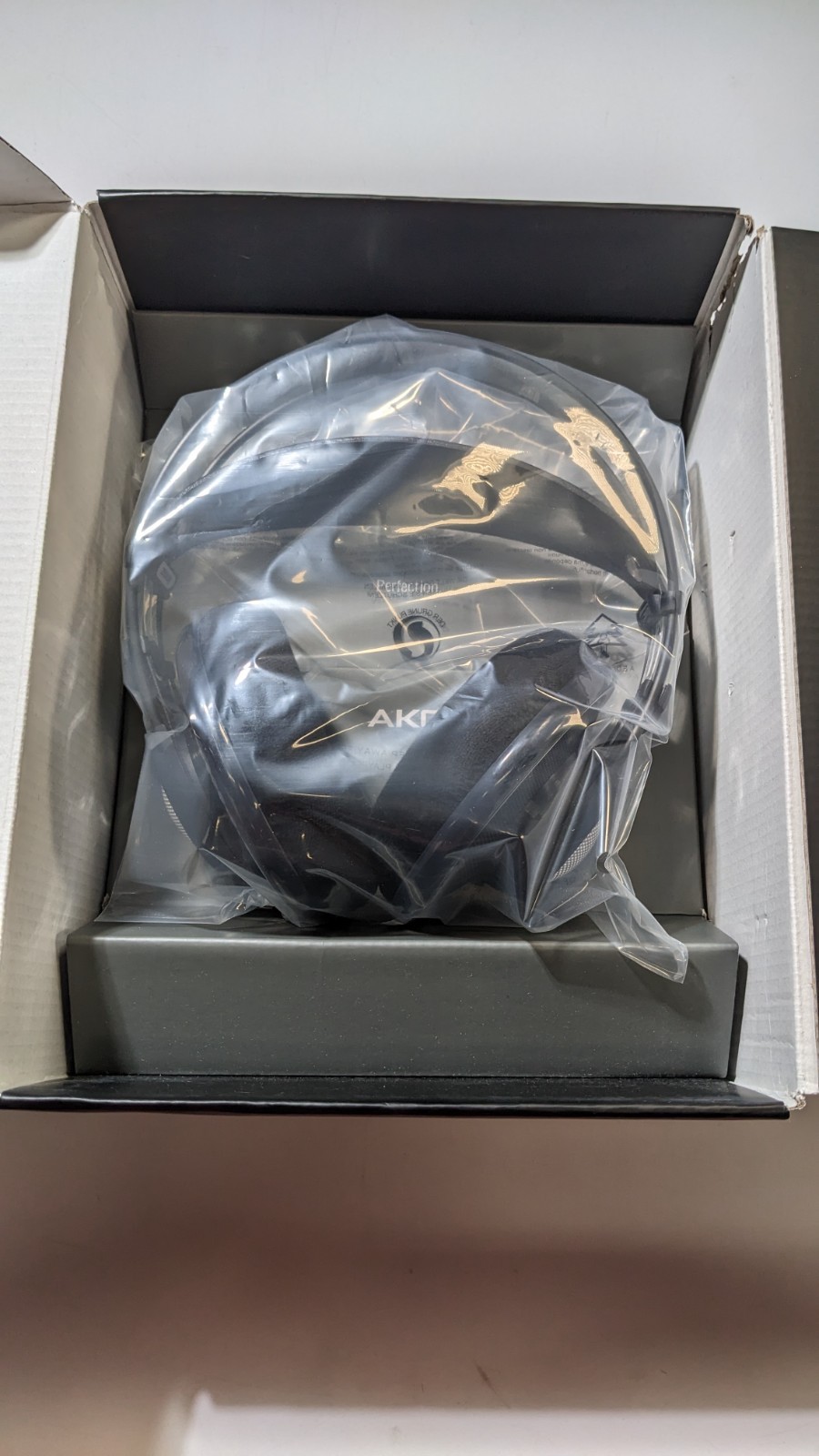AKG K702 Pro Audio Audio Channel Reference Studio Headphones