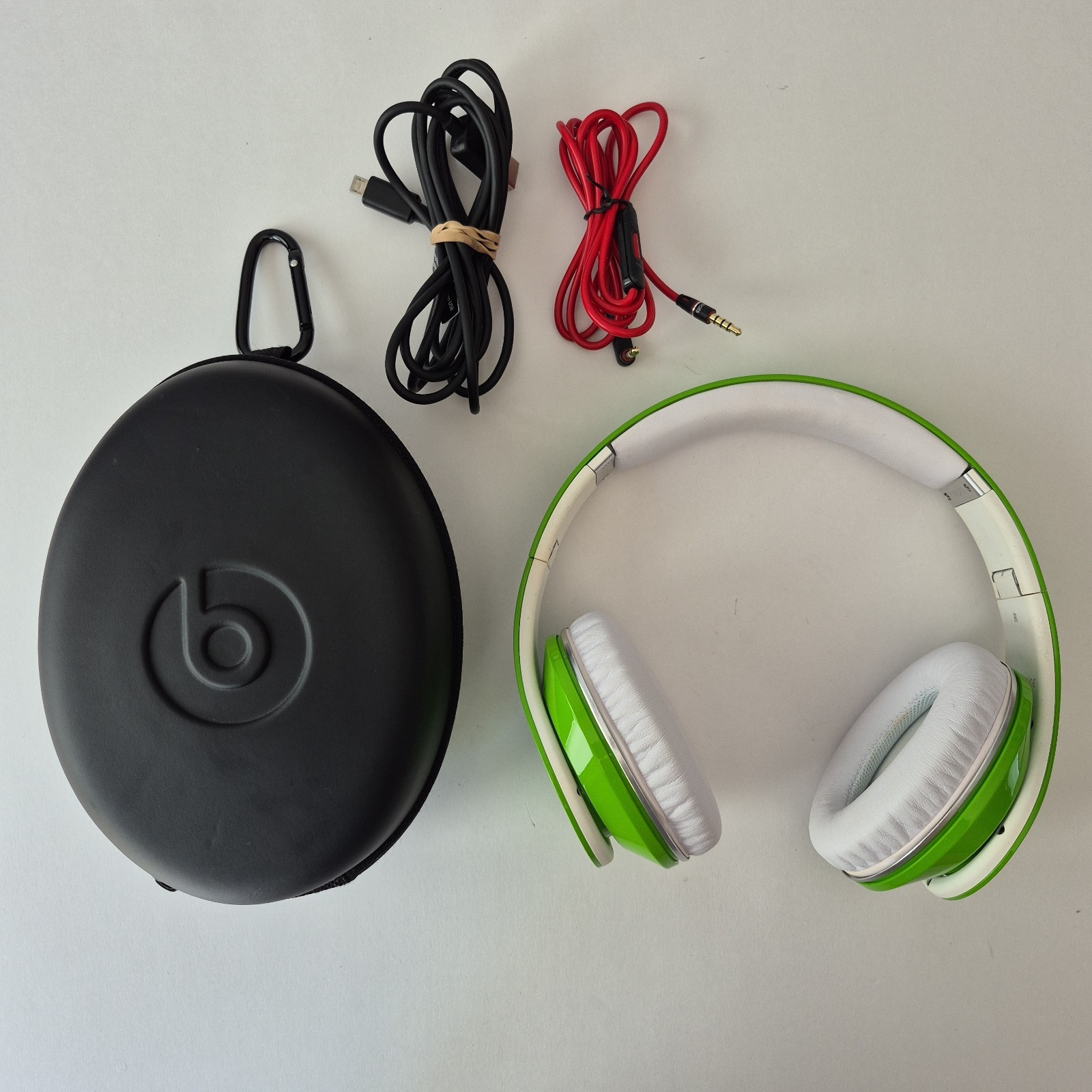 Dr. Dre Beats Studio Green Wired Headphones with Cords Zipper Case Tested Works