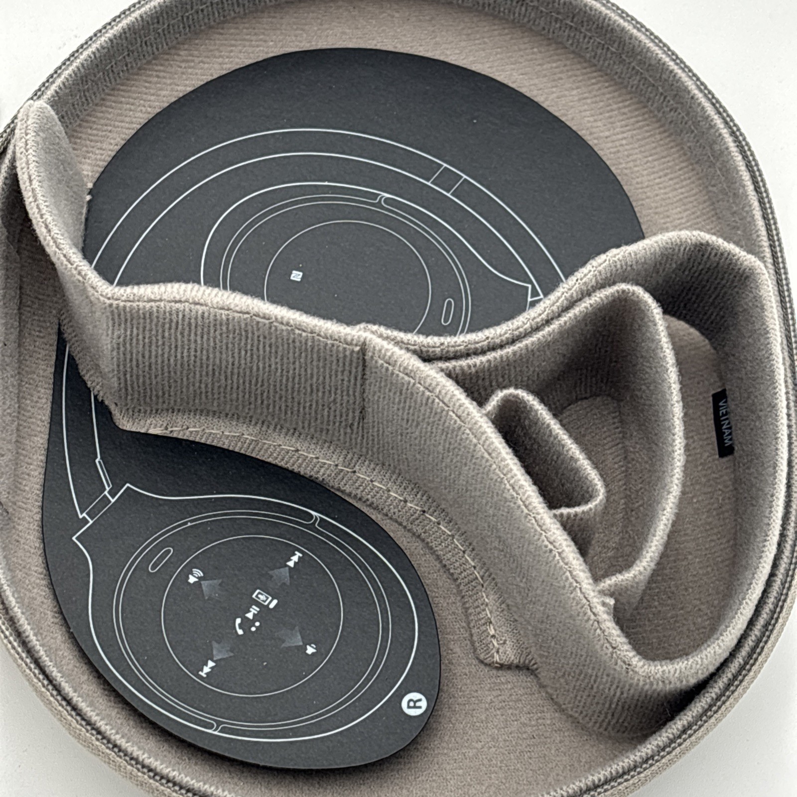 Sony Genuine Original Carrying Case For Headphones WH-1000XM3 XM4 XM2 Gray Beige