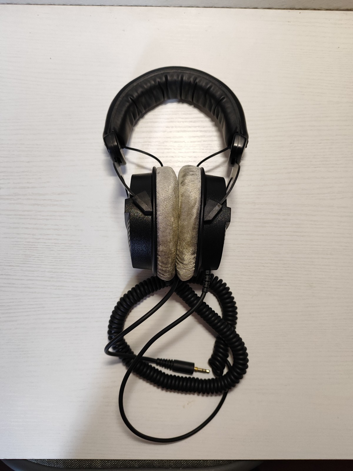 Beyerdynamic DT 990 Pro 250 Ohm Open Back Headphones In Great Condition