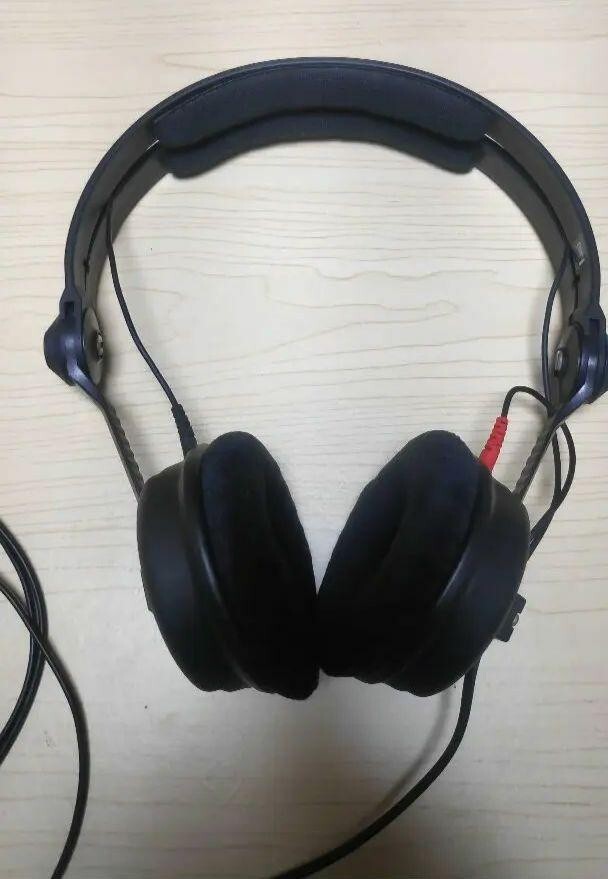 Sennheiser HD25 – 1 II Monitor Headphones New Packaging Version Model Black