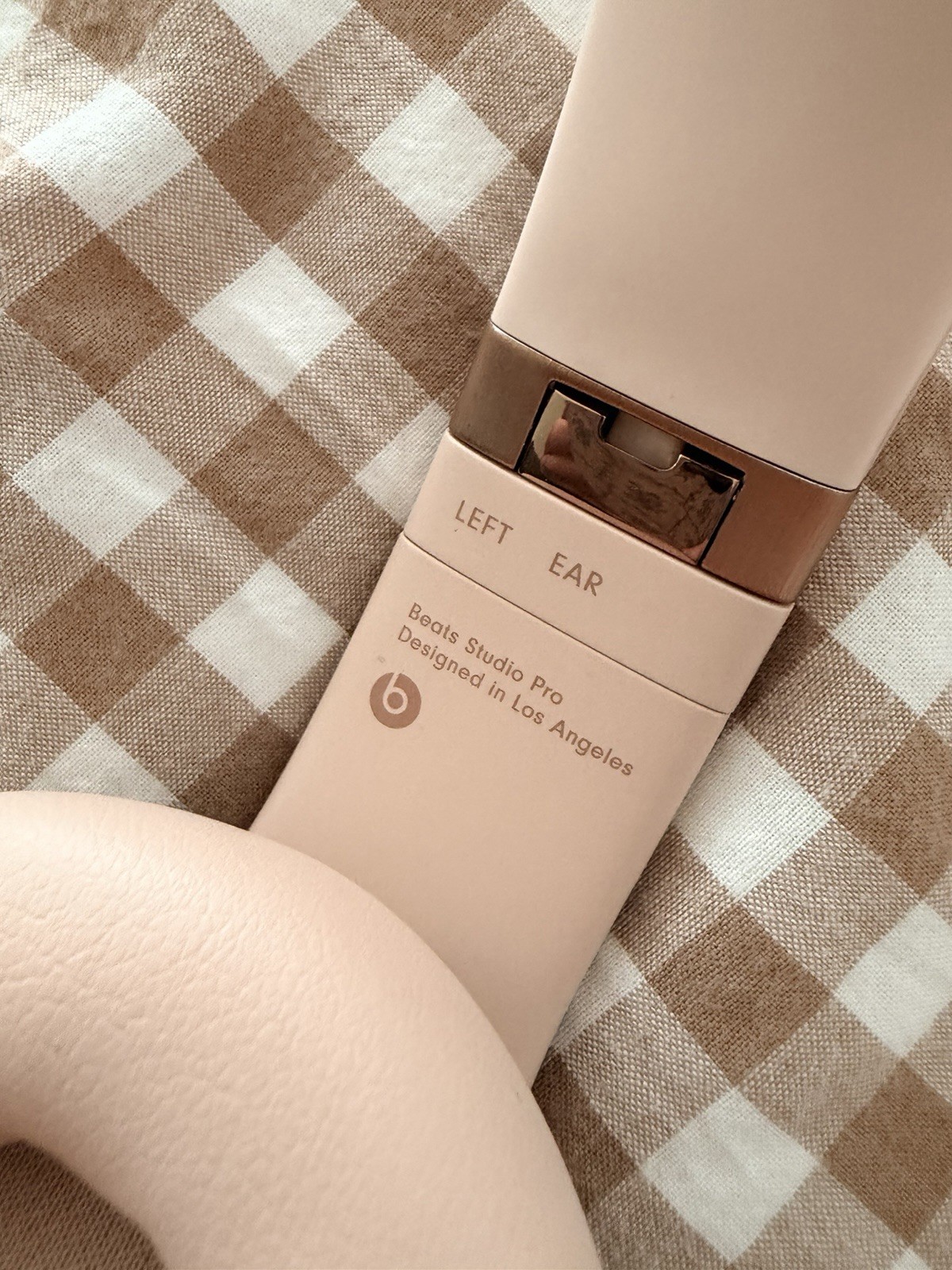 Studio Pro Beats x Kim Over-Ear Beige/Gold w/ Case 3.5mm