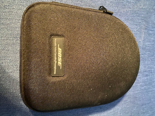 ** Bose QuietComfort 3 Acoustic Noise Cancelling Headphones Black and Silver **
